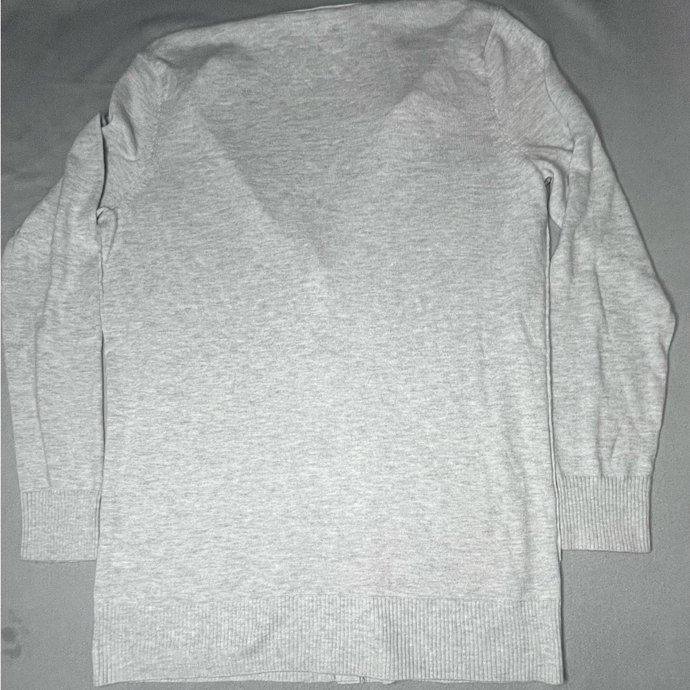 Abercrombie & Fitch Light Gray V-Neck Cardigan - Picture 9 of 10